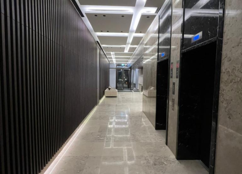 Балчуг Резиденс: Вид главного лифтового холла